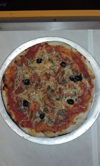 Plats et boissons du Pizzeria le camion a pizza feux de bois à Bandol - n°12