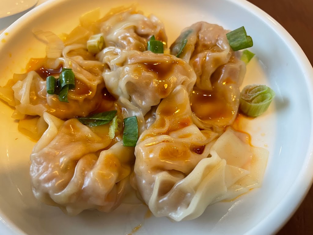 山東餃子牛肉麵 的照片