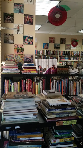 Book Store «Big Apple Books», reviews and photos, 5461 N Federal Hwy, Fort Lauderdale, FL 33308, USA