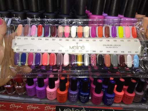 Stores to buy nail polish Buenos Aires