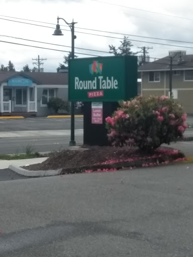 Pizza Restaurant «Round Table Pizza - University Place, WA», reviews and photos, 7011 27th St W, University Place, WA 98466, USA