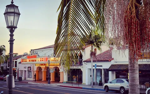 Beachside Inn image