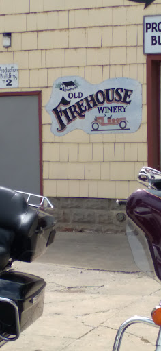 Winery «Old Firehouse Winery», reviews and photos, 5499 Lake Rd E, Geneva, OH 44041, USA