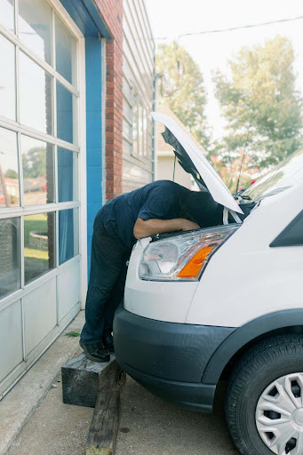 Auto Repair Shop «Harlan Automotive», reviews and photos, 408 N 4th St, Murray, KY 42071, USA