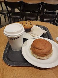 Café du Restaurant servant le petit-déjeuner Starbucks à Paris - n°20