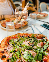 Pizza du Restaurant italien IT - Italian Trattoria - 54 place des Capucins, Bordeaux - n°1