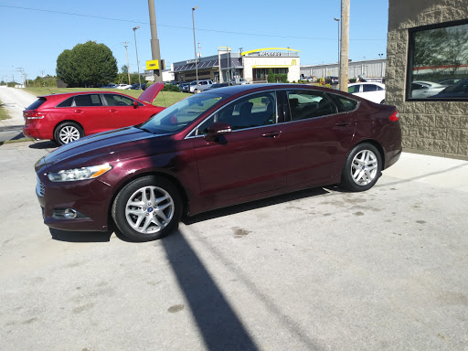 Used Car Dealer «Car-Mart of Bowling Green», reviews and photos, 1930 Russellville Rd, Bowling Green, KY 42101, USA