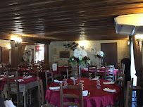 Atmosphère du Restaurant portugais Le Petit Chalet à Villeparisis - n°13