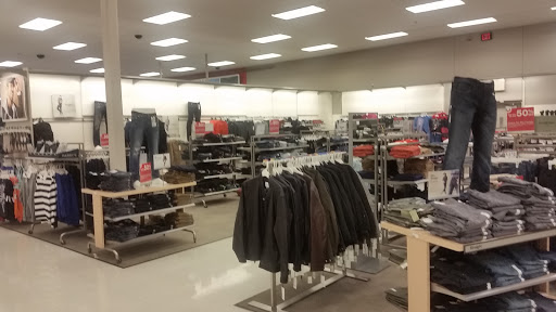 Department Store «Target», reviews and photos, 500 Nassau Park Blvd, Princeton, NJ 08540, USA