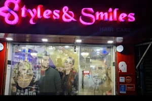 Styles & Smiles hair care salon image