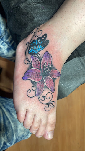 Explore mother and 2 sons tattoo ideas, creative tattoo ideas in Palatka, available at OG tattoo studio