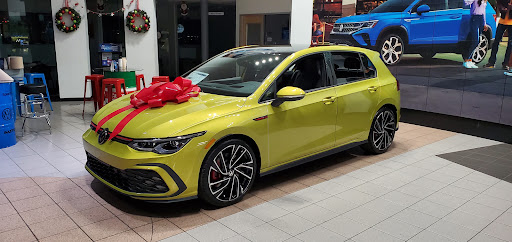 Volkswagen Dealer «Lakeland Volkswagen», reviews and photos, 209 S Lake Parker Ave, Lakeland, FL 33801, USA