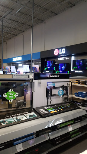 Electronics Store «Best Buy», reviews and photos, 3900 Sisk Rd B, Modesto, CA 95356, USA