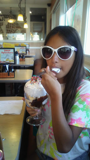 IHOP image