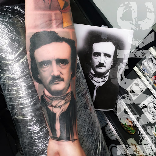 Tattoo Shop «Locke Studios», reviews and photos, 12 Baltimore St, Gettysburg, PA 17325, USA