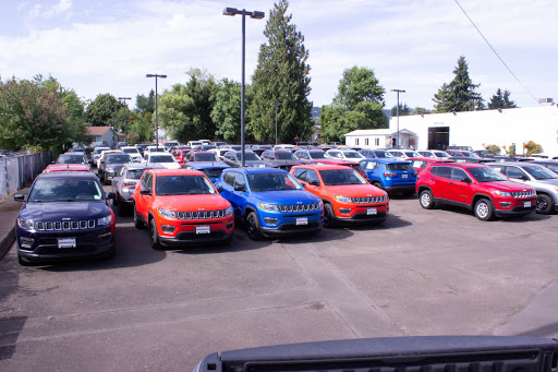Auto Parts Store «Newberg Dodge Jeep Chrysler Ram», reviews and photos, 2809 Portland Rd, Newberg, OR 97132, USA