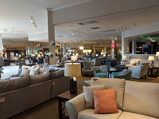 Furniture Store «Steinhafels Furniture», reviews and photos, 7001 118th Ave, Kenosha, WI 53142, USA