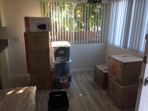 Moving Company «Melrose Moving Company», reviews and photos, 12115 W Magnolia Blvd #322, Valley Village, CA 91607, USA