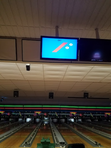 Bowling Alley «Blue Fox Rock n Bowl», reviews and photos, 1603 Hopmeadow St, Simsbury, CT 06070, USA