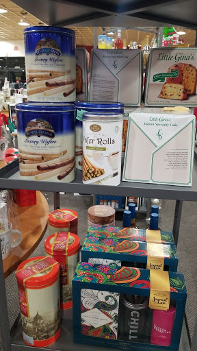 Clothing Store «Burlington Coat Factory», reviews and photos, 31940 Gratiot Ave, Roseville, MI 48066, USA