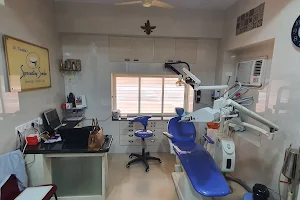 Dr Tavadia Spreading Smiles Dental Clinic image