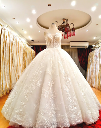 Leila Bridal Fashion