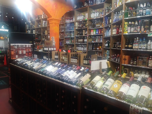 Liquor Store «Riverside Liquor Co», reviews and photos, 2728 Broadway, New York, NY 10025, USA