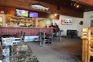 Parkside Restaurant and Lounge image