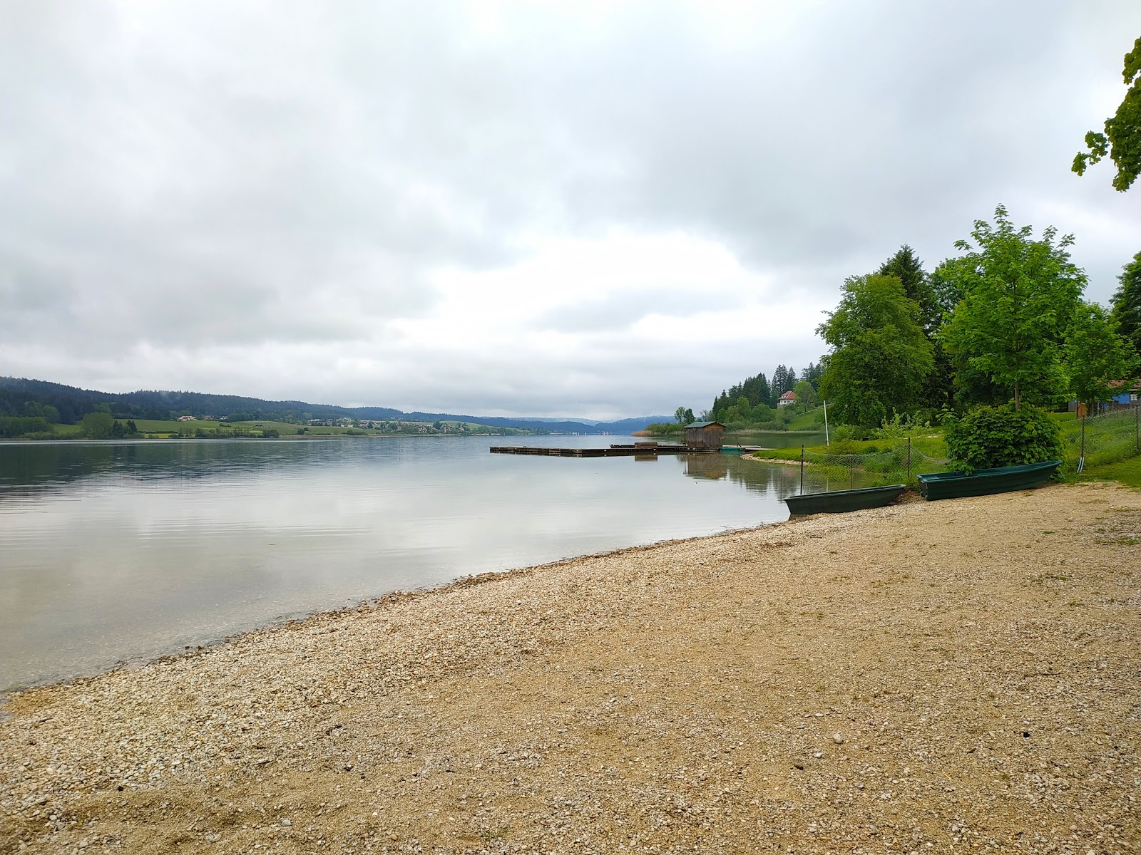 Plage des Perrieres'in fotoğrafı ve yerleşim