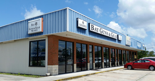 Bay Guns & Gear LLC, 3115 FL-77, Panama City, FL 32405, USA, 