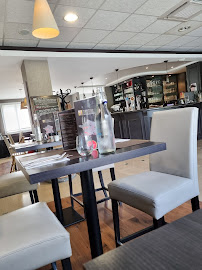 Atmosphère du Restaurant français le bistroquet hôtel-restaurant à Lusignan - n°15