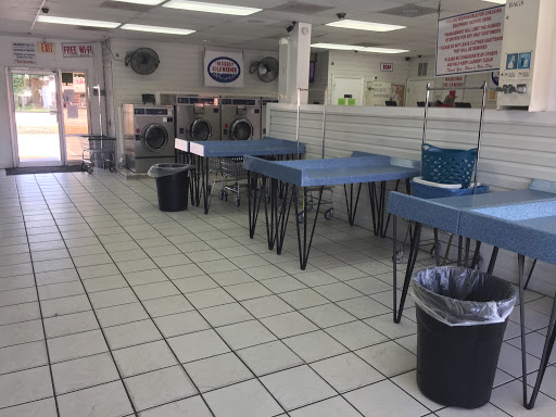 Laundromat «Discount Coin Laundry», reviews and photos, 103 S Parsons Ave, Brandon, FL 33511, USA