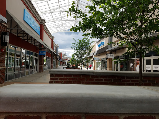 Clothing Store «K&G Fashion Superstore», reviews and photos, 908 Morse Rd, Columbus, OH 43229, USA