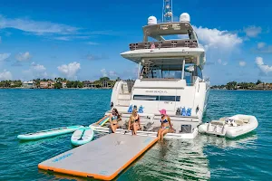 Miami Yachting Company image