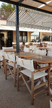 Atmosphère du Restaurant servant le petit-déjeuner Le palais des sables à La Seyne-sur-Mer - n°4