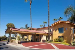 La Quinta Inn by Wyndham Costa Mesa / Newport Beach image