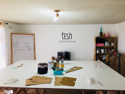 Tesh - Espacio de molderia y diseño