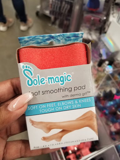 Variety Store «Five Below», reviews and photos, 3100 14th St NW, Washington, DC 20010, USA