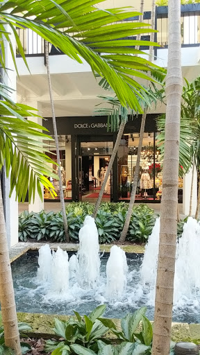 Clothing Store «Neiman Marcus», reviews and photos, 9700 Collins Ave, Bal Harbour, FL 33154, USA