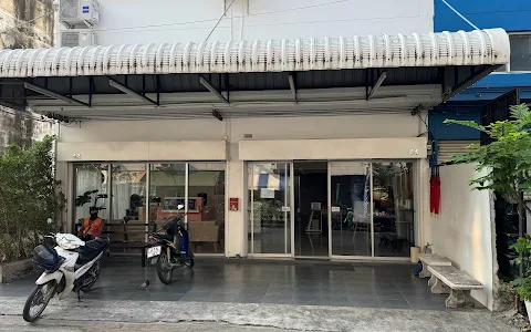 Check-in Hostel @ Don Mueang Airport ห้องพักรายวัน ใกล้สนามบินดอนเมือง image