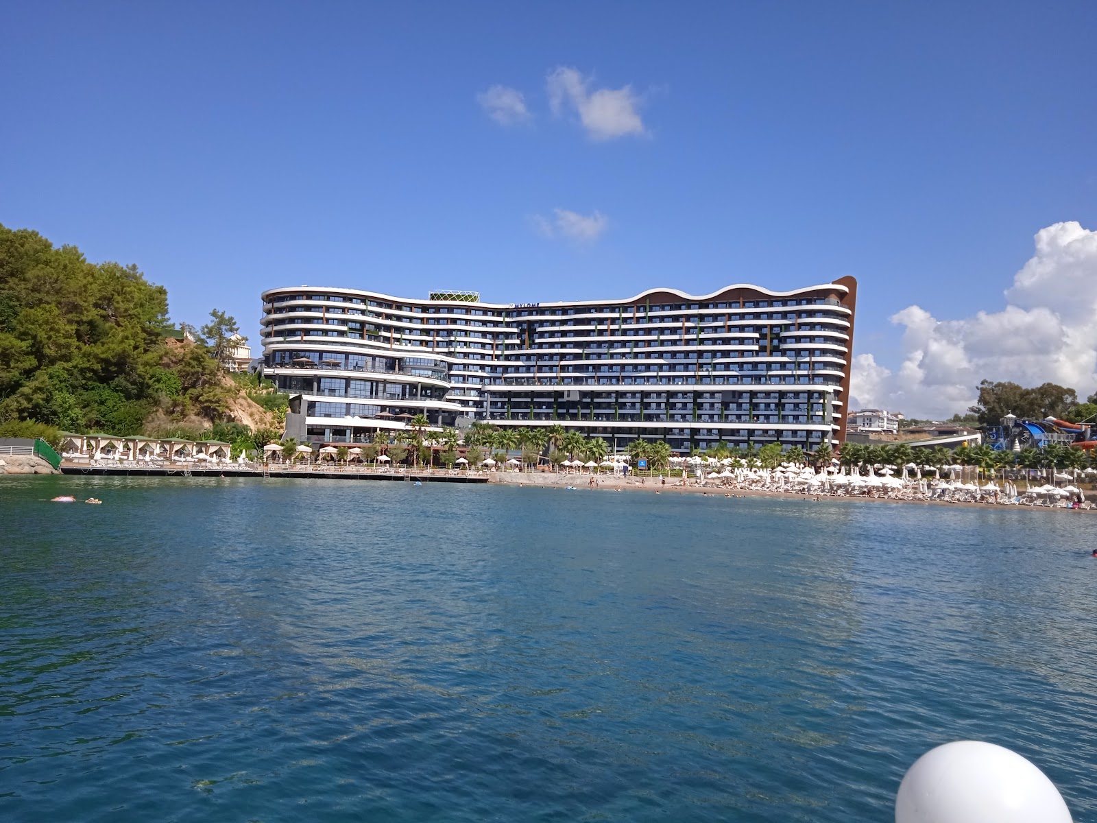 Foto von Mylome Beach mit kleine bucht