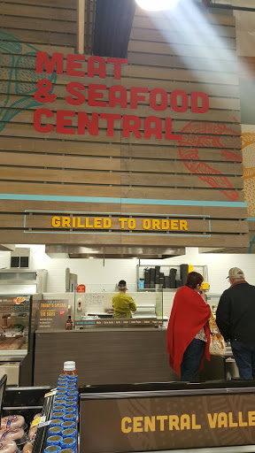 Supermarket «Save Mart Supermarkets», reviews and photos, 1449 E F St, Oakdale, CA 95361, USA