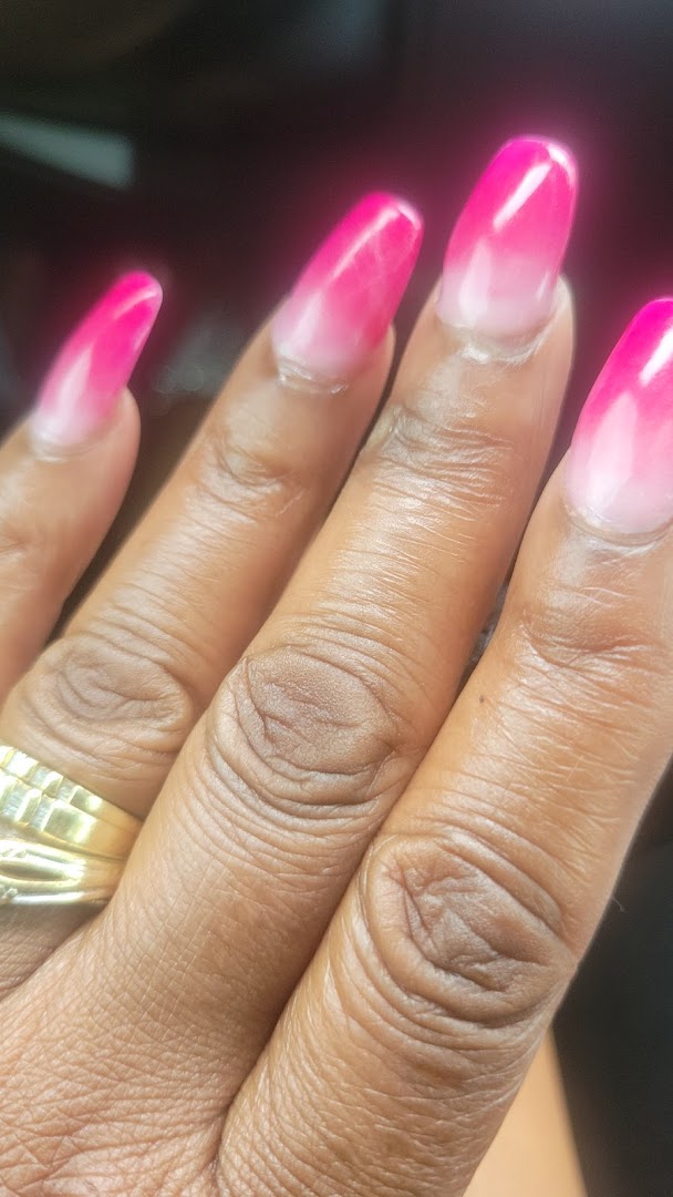 A Queen's Nails