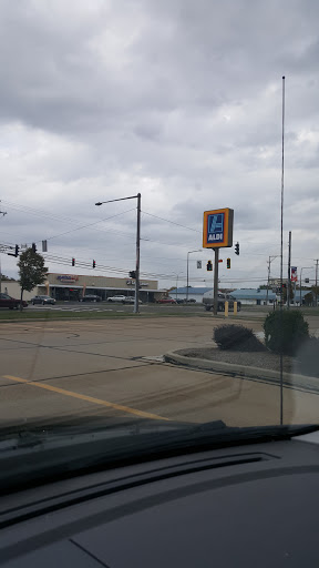 Supermarket «ALDI», reviews and photos, 2150 W State St, Alliance, OH 44601, USA