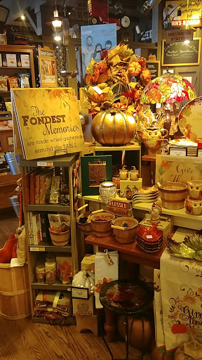 American Restaurant «Cracker Barrel Old Country Store», reviews and photos, 675 Buford Hwy, Cumming, GA 30040, USA