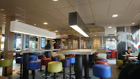 Atmosphère du Restaurant de hamburgers McDonald's à Saint-Nazaire - n°1