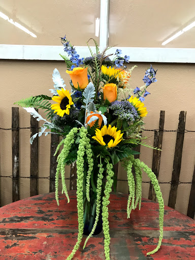 Florist «Brick City Flowers, LLC», reviews and photos, 1749 E Silver Springs Blvd, Ocala, FL 34470, USA