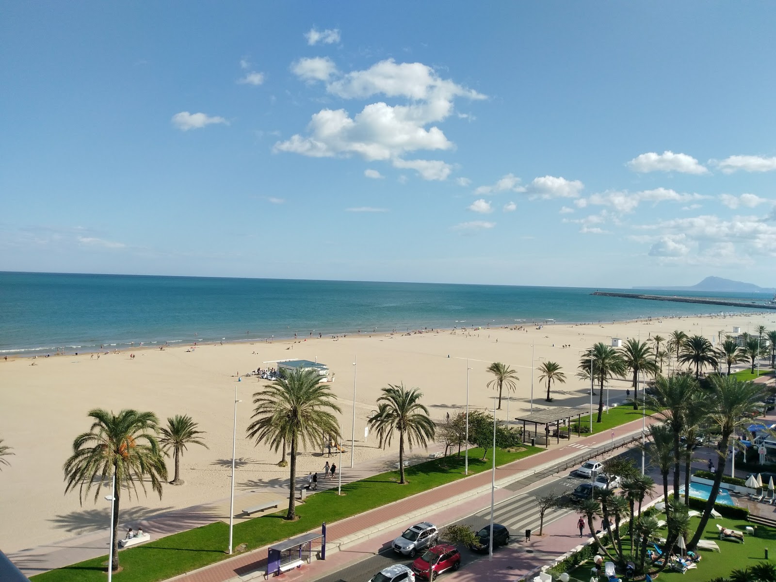 Valokuva Platja de Gandiaista. pinnalla beige iekka:n kanssa