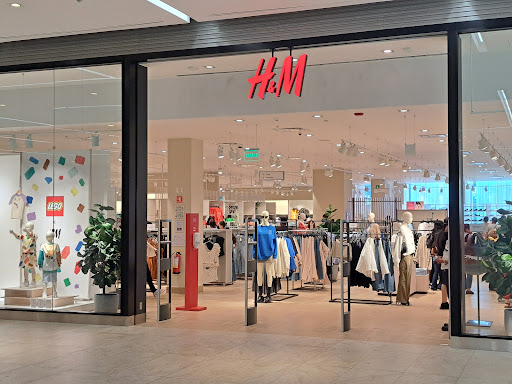 H&M