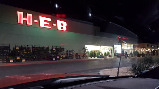 Grocery Store «H-E-B Grocery», reviews and photos, 1655 TX-46, New Braunfels, TX 78130, USA